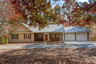 310 Falcons Nest Rd, Walhalla, SC 29691