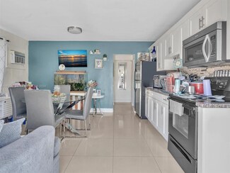 2128 Cleveland St, Hollywood, FL 33020