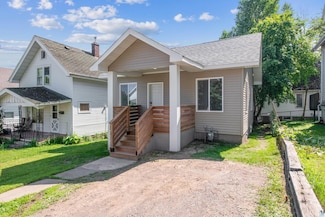 925 N 12th Ave E, Duluth, MN 55805