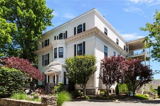 157 Waterman St Unit 22, Providence, RI 02906