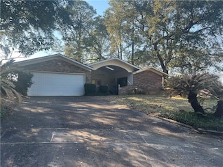 2544 Coachman Ct, Mobile, AL 36695