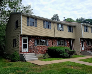 20 Brookside Village Unit 20, Enfield, CT 06082