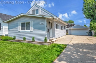 23045 E Thirteen Mile Rd, St. Clair Shores, MI 48082