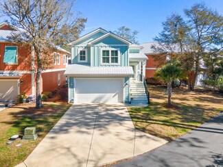 301 Lumbee Cir, Pawleys Island, SC 29585