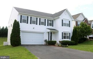 26 Brushy Creek Cir, Fredericksburg, VA 22406
