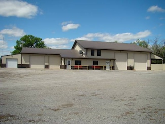 609 N East St, Corydon, IA 50060