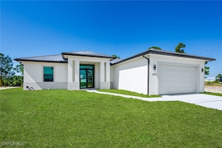 2512 Mabry St, Alva, FL 33920