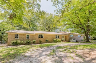 279 Lacross Rd, Americus, GA 31719