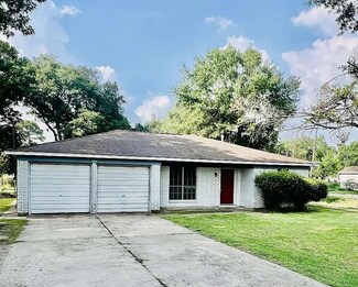 9610 Josey St, Beaumont, TX 77707