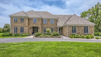 4414 Stonehaven Dr, Long Grove, IL 60047