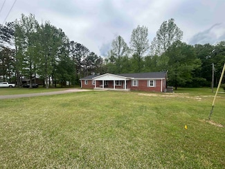 158 Pyron St, Adamsville, TN 38310