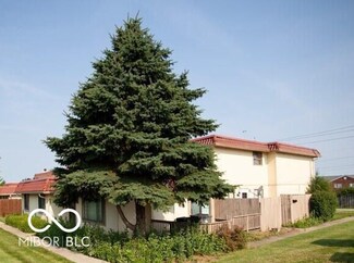 2804 Paso Del Norte Dr, Indianapolis, IN 46227