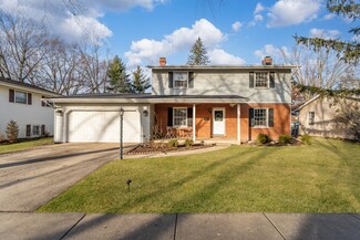 954 Seminole Dr, Elgin, IL 60120