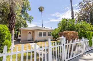 14828 Saticoy St, van Nuys, CA 91405