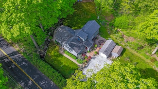 471 Newtown Turnpike, Redding, CT 06896