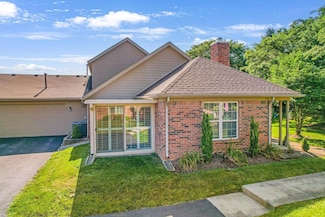 2840 Laurel Wind Blvd, Lewis Center, OH 43035