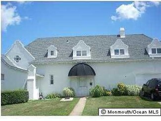33 Seaview Ave, Monmouth Beach, NJ 07750