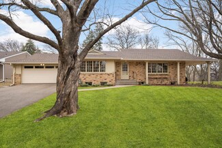860 Syndicate St S, Saint Paul, MN 55116