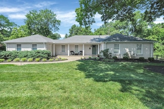 2565 Concordgreen Dr, Cincinnati, OH 45244