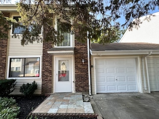 1633 E Waterford Ln Unit 345, Palatine, IL 60074