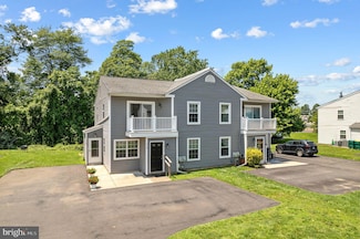 714 Timber Ln, Langhorne, PA 19047