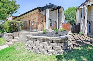 2055 Embassy Way, Carrollton, TX 75006