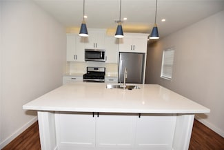 4322 Allen St, Houston, TX 77007