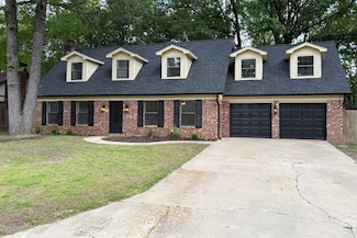 10 Woodbridge Dr, Conway, AR 72034