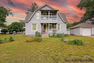 2550 Crozier Ave, Muskegon, MI 49441