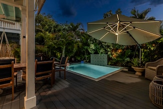 810 Terry Ln, Key West, FL 33040