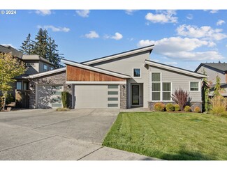 3210 NW Hood Ct, Camas, WA 98607