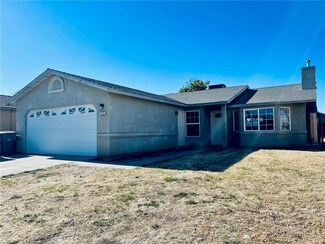 1513 Josephine Ct, Madera, CA 93638