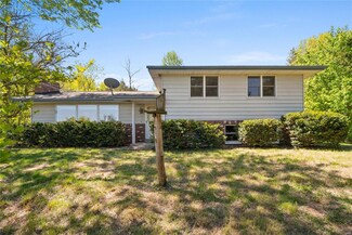 6303 Windy Oaks Ln, Waterloo, IL 62298