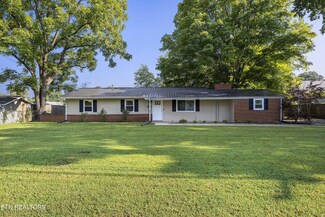 4213 Roaming Rd NW, Knoxville, TN 37912