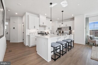 747 Rolling Oaks Way, Wilmington, DE 19808