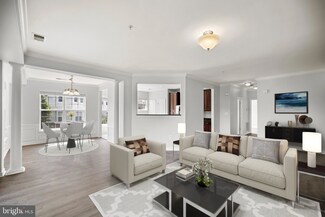 9722 Holmes Place Unit 405, Manassas Park, VA 20111