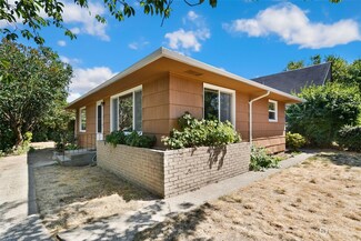 616 S 78th St, Tacoma, WA 98408