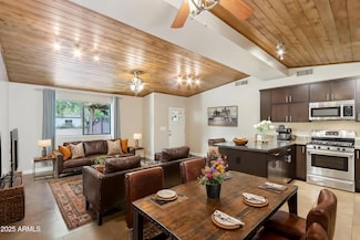 1109 S Ash Ave, Tempe, AZ 85281