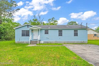 3931 Johnson St, Moss Point, MS 39563