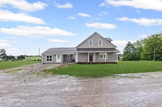 3432 G Rd, Fults, IL 62244