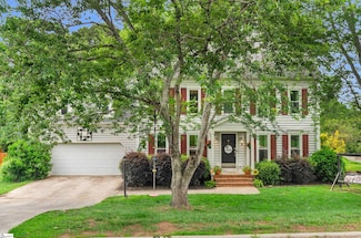 9 River Way Dr, Greer, SC 29651