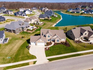 14684 Whisper Rock Blvd, Fort Wayne, IN 46845