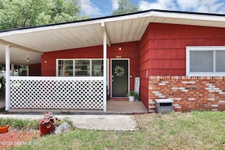 800 N Cypress Ave, Green Cove Springs, FL 32043