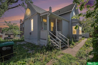 1320 N 40th St, Omaha, NE 68131