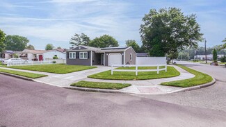 821 Massachusetts Ave, Somers Point, NJ 08244