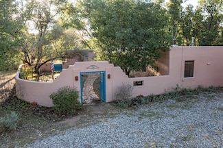 57 New Mexico 233, Medanales, NM 87548