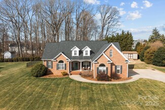 150 Canopy Oak Ln, Statesville, NC 28625