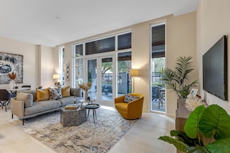 200 SE Mizner Blvd Unit 106, Boca Raton, FL 33432