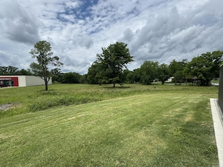 310 Sylamore Ave, Mountain View, AR 72560