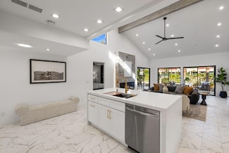 200 E Racquet Club Rd Unit 11, Palm Springs, CA 92262